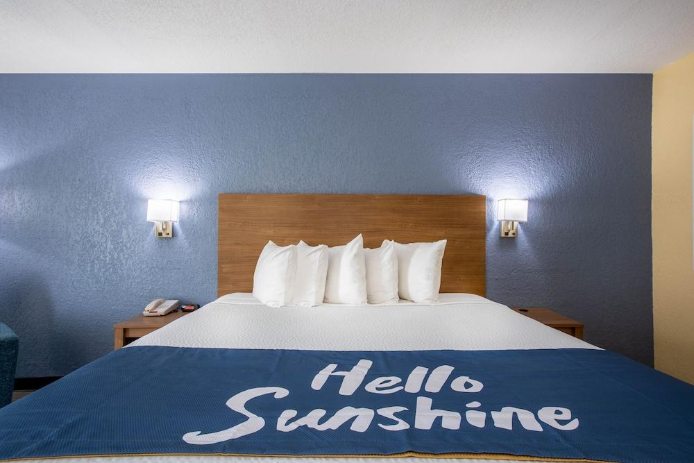 Days Inn by Wyndham Apopka/Orlando photo 23