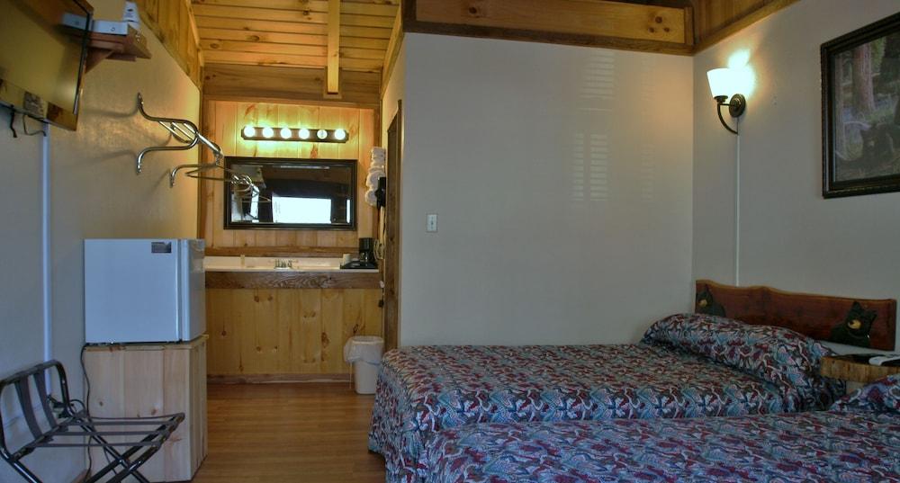 Black Bear Lodge Motel photo 6