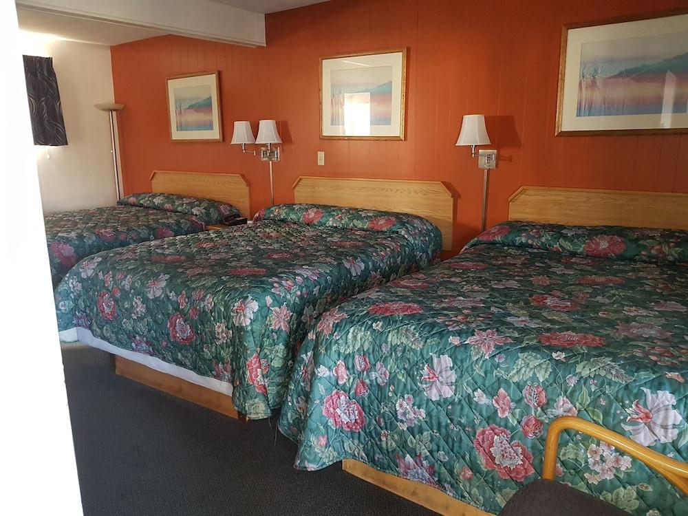Town House Motel Inc photo 21