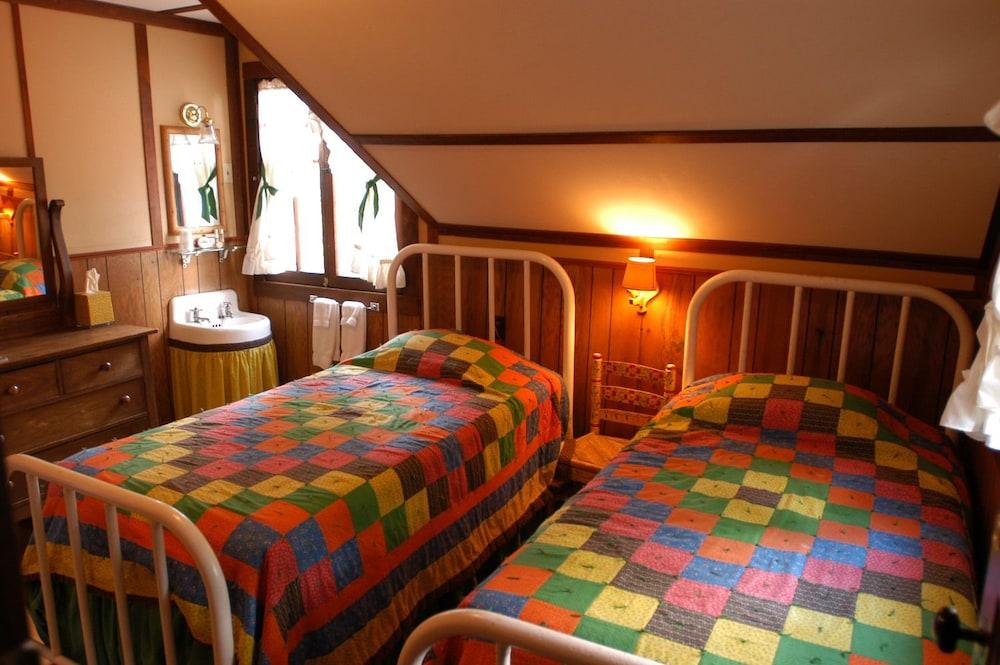 Baldpate Inn photo 11