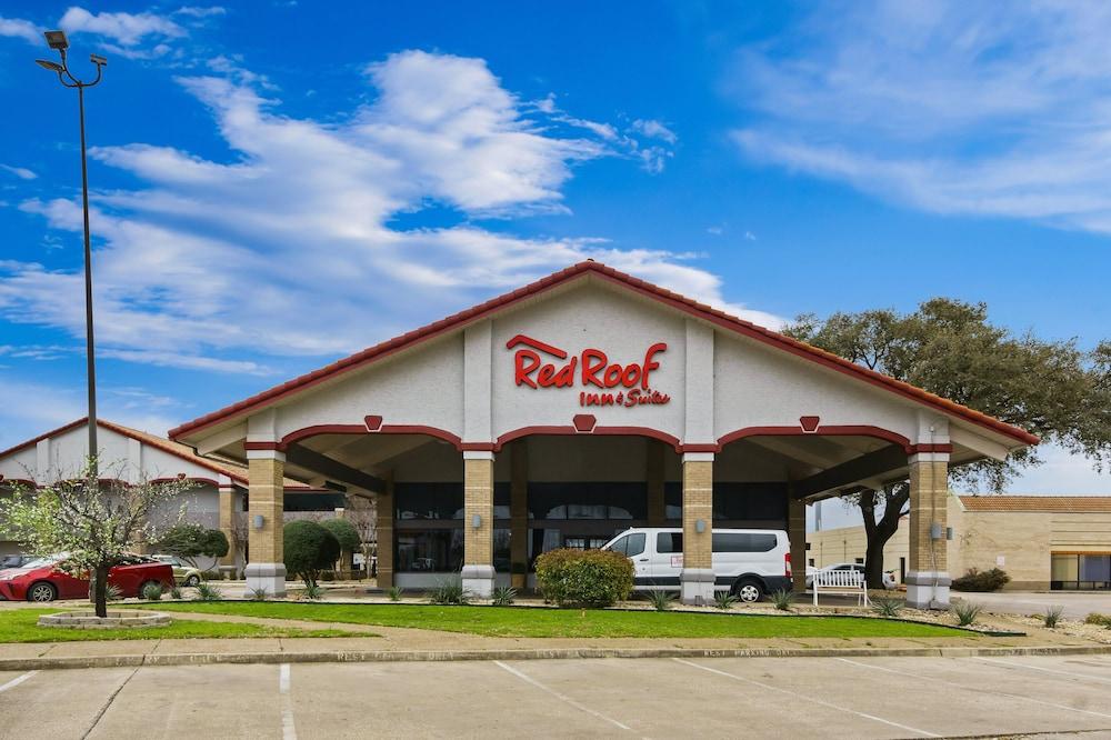 Red Roof Inn & Suites Irving – DFW Airport South photo 20