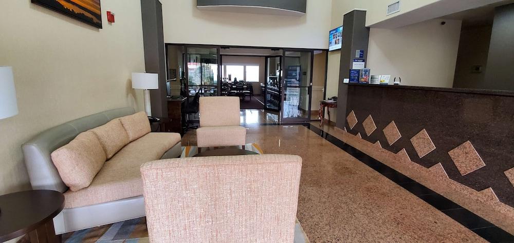 Best Western Executive Inn & Suites photo 2