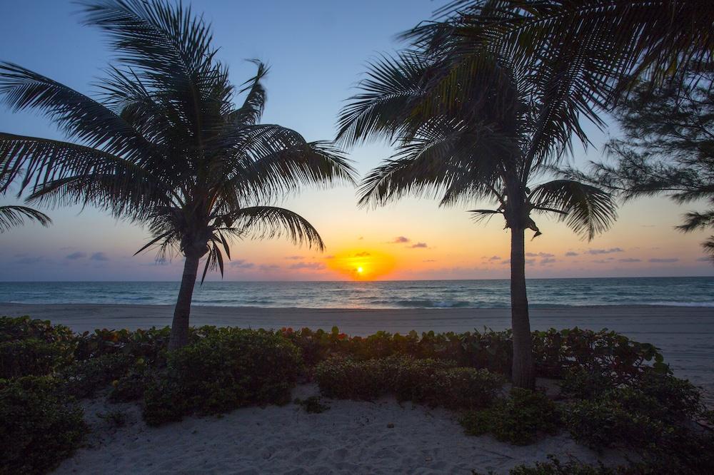 Marenas Beach Resort photo 60