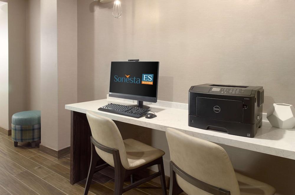 Sonesta ES Suites Orlando - Lake Buena Vista photo 9