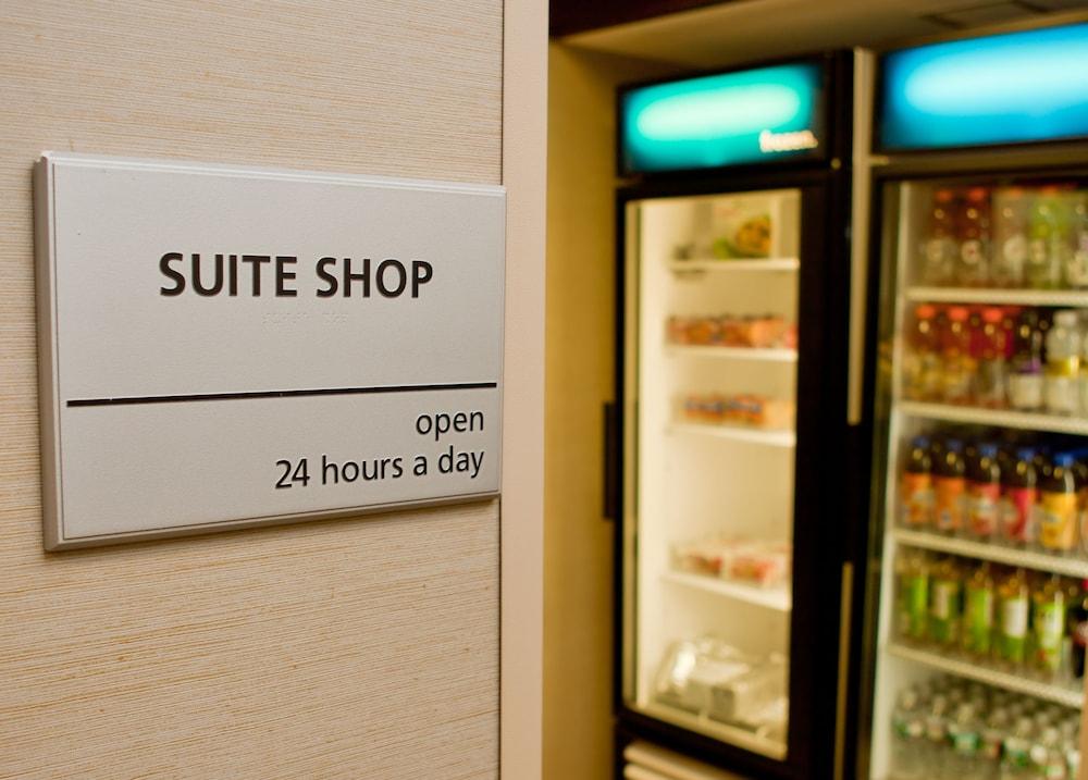 Hampton Inn North Brunswick / New Brunswick photo 34