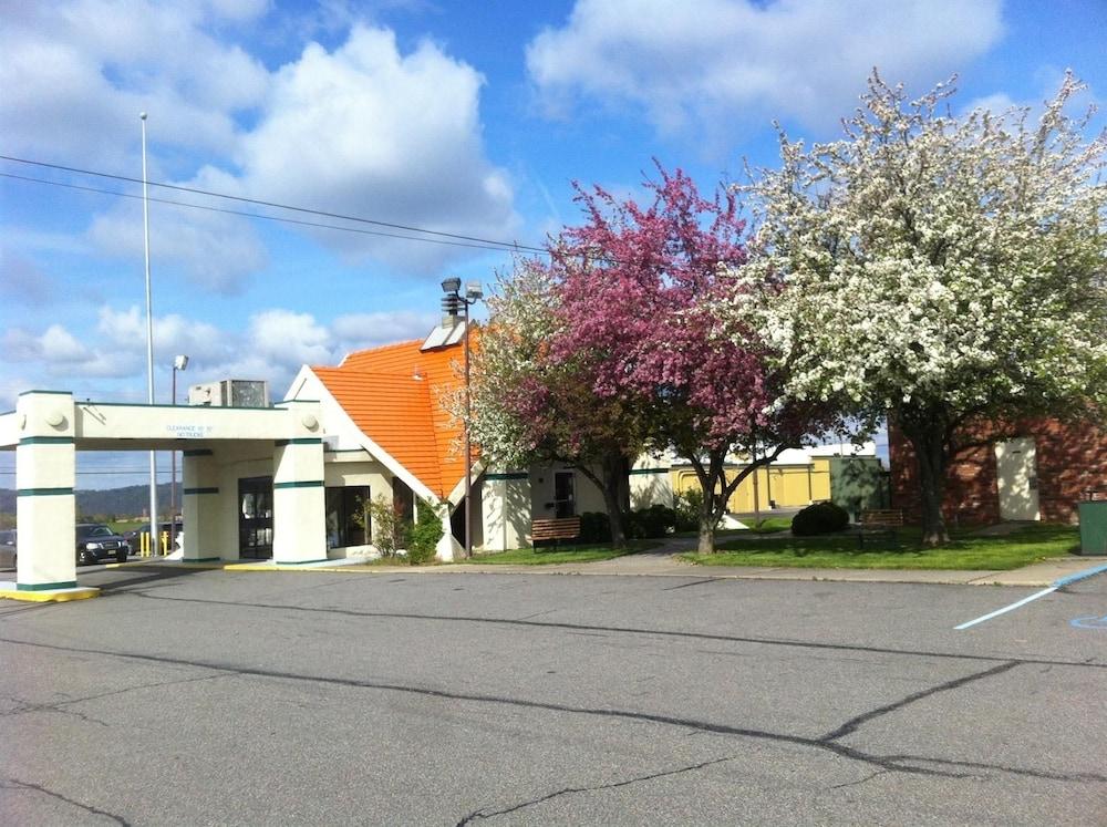 Americas Best Value Inn Phillipsburg photo 8