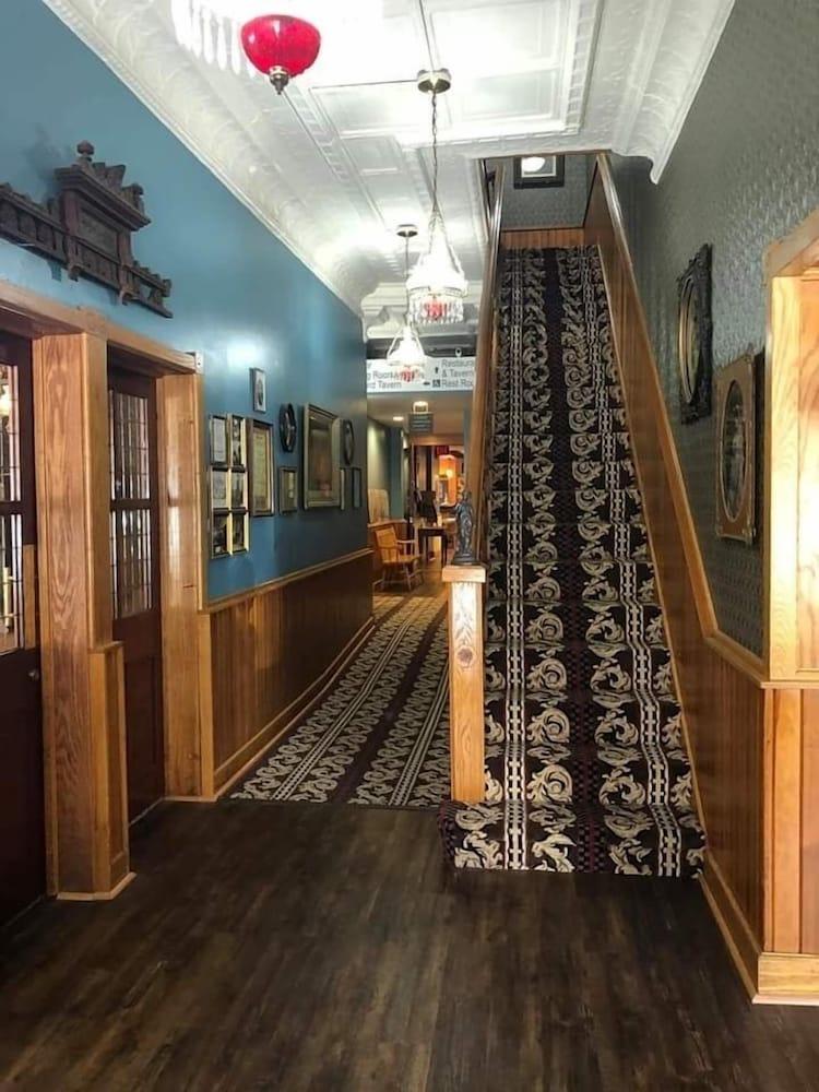 Hotel Millersburg photo 39