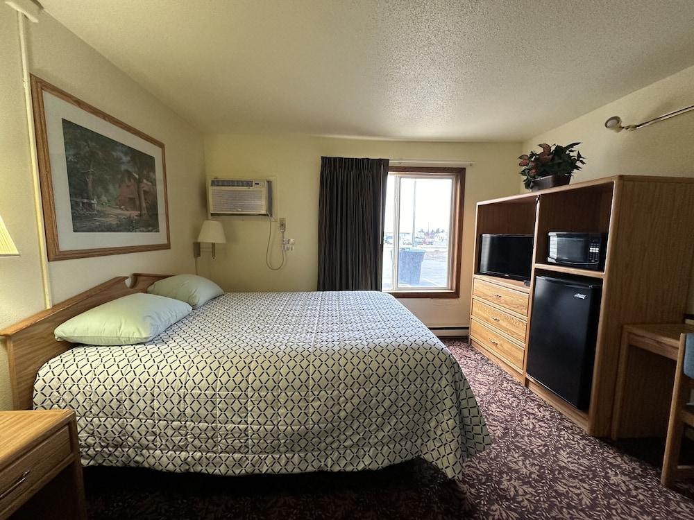 Days Inn by Wyndham Fergus Falls photo 24
