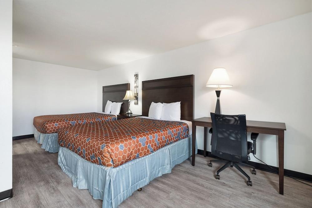 Kennewick Inn & Suites Tri Cities photo 8