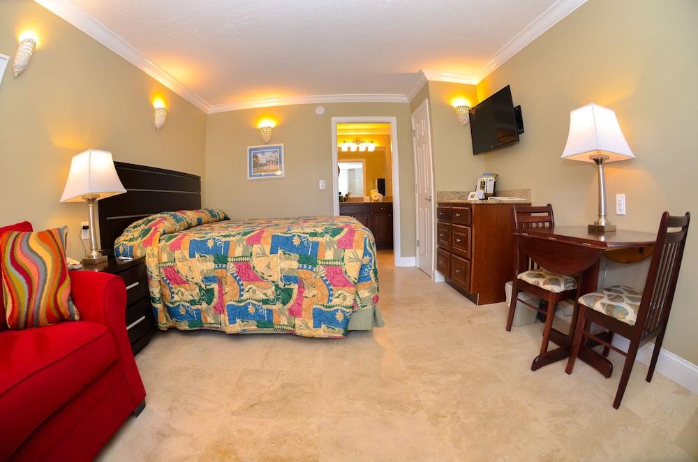 Gulfcoast Inn Naples photo 7