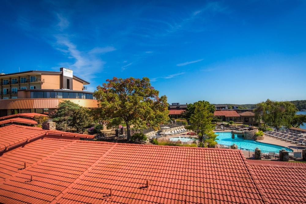 Lodge Of Four Seasons Golf Resort, Marina & Spa photo 68