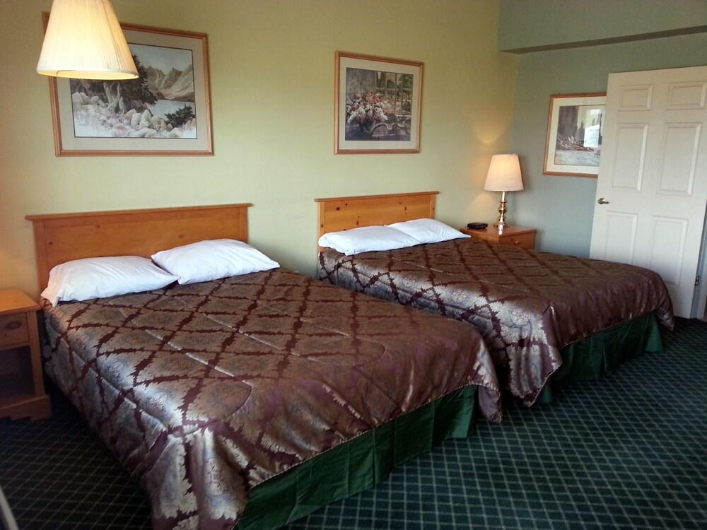 Hunters Hot Springs Resort photo 11
