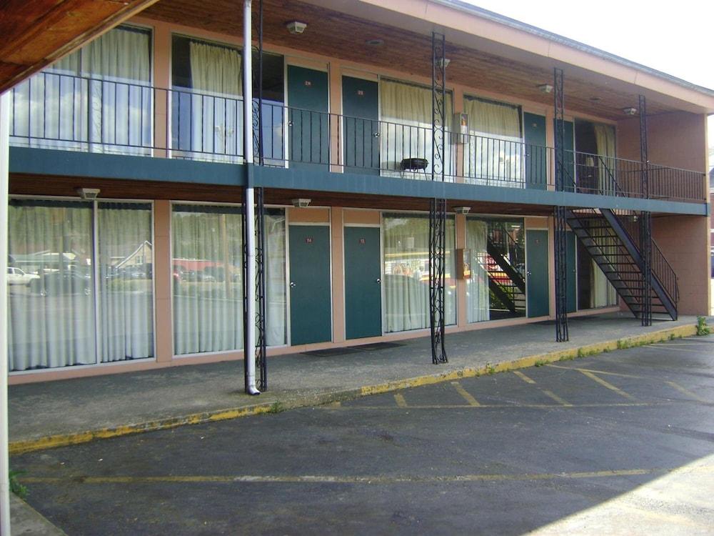 Ashland Inn photo 9