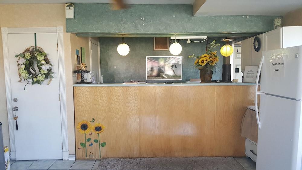 Budget Inn and Suites El Centro photo 3