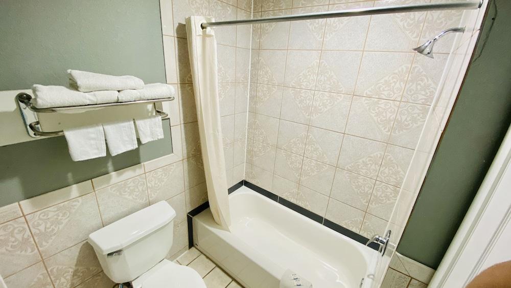 Home Place Inn & Suites photo 13