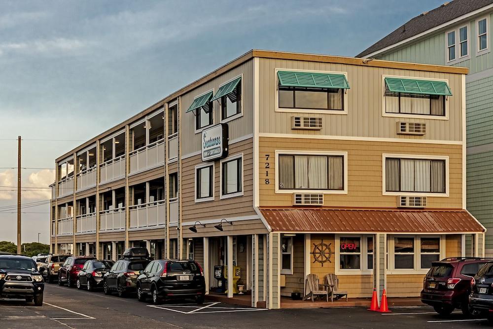 Seahorse Inn and Cottages — hotel in Nags Head
