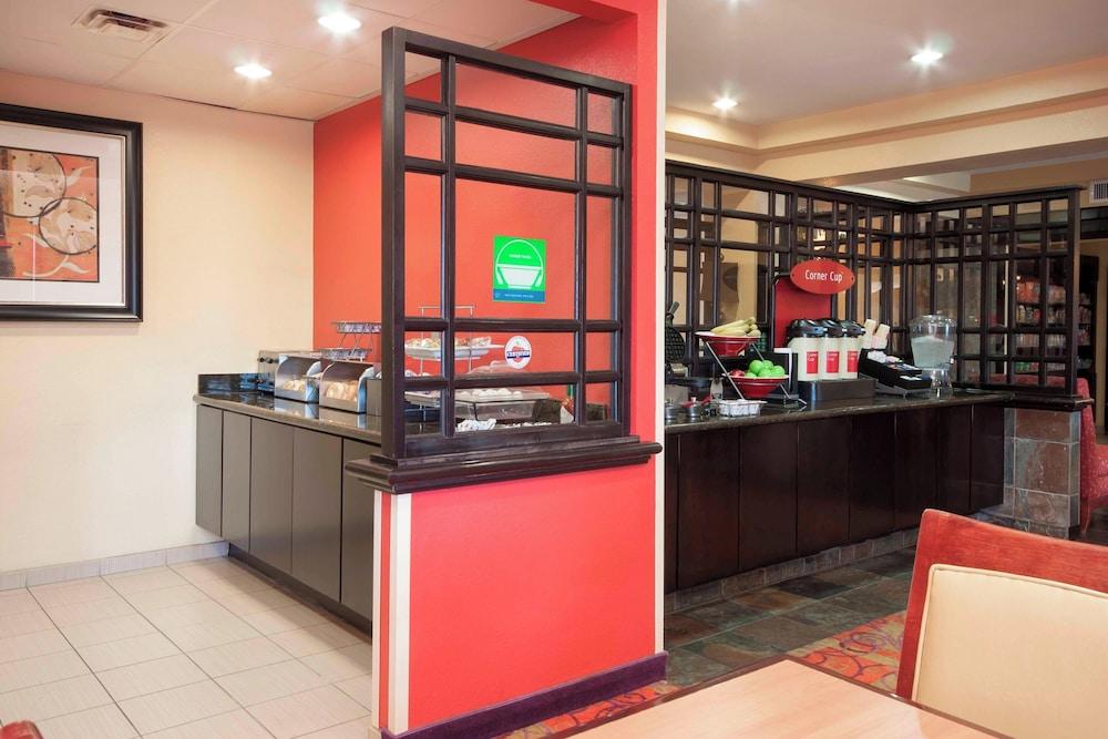TownePlace Suites Marriott El Centro photo 29