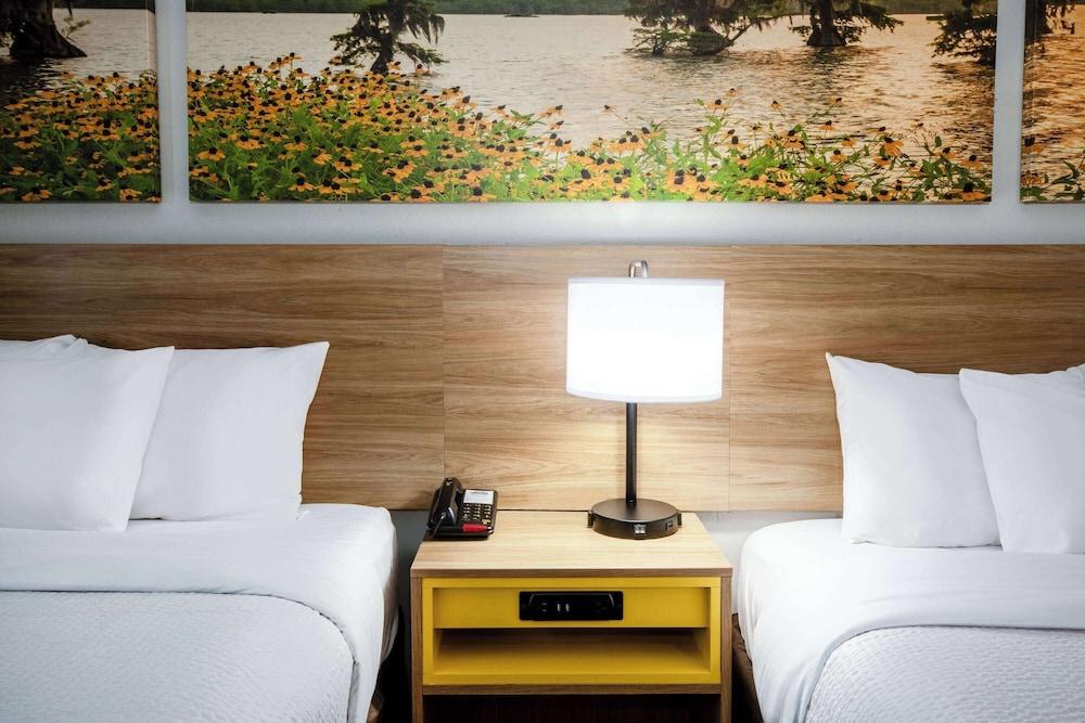 Days Inn by Wyndham Baton Rouge/I-10 photo 13