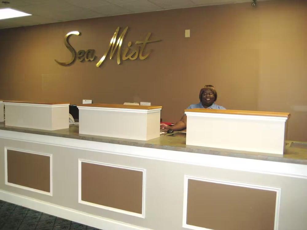 Capital O Sunset Waves Hotel Myrtle Beach Oceanfront photo 10