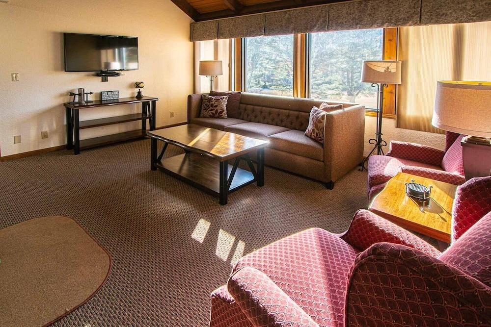 Mountain Loft Resort photo 9