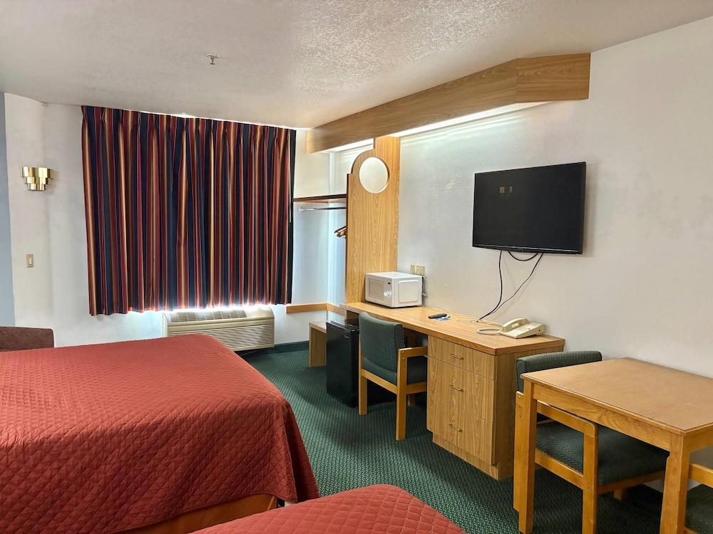 Rodeway Inn Salem Northgate photo 22
