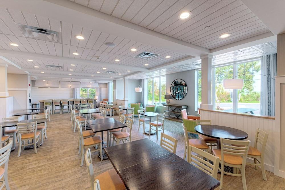 Hampton by Hilton Bar Harbor photo 34