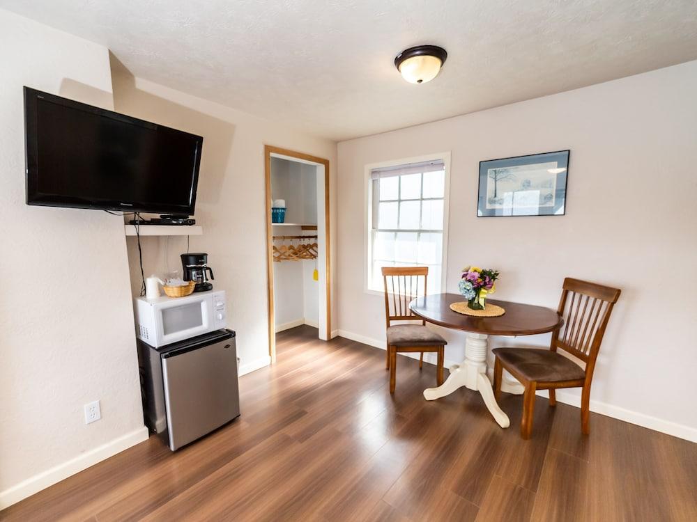 Terimore Bayfront Inn photo 25