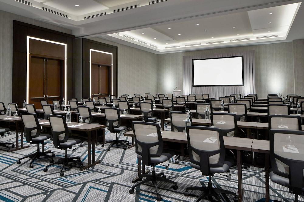 UNC Charlotte Marriott Hotel & Conference Center photo 45