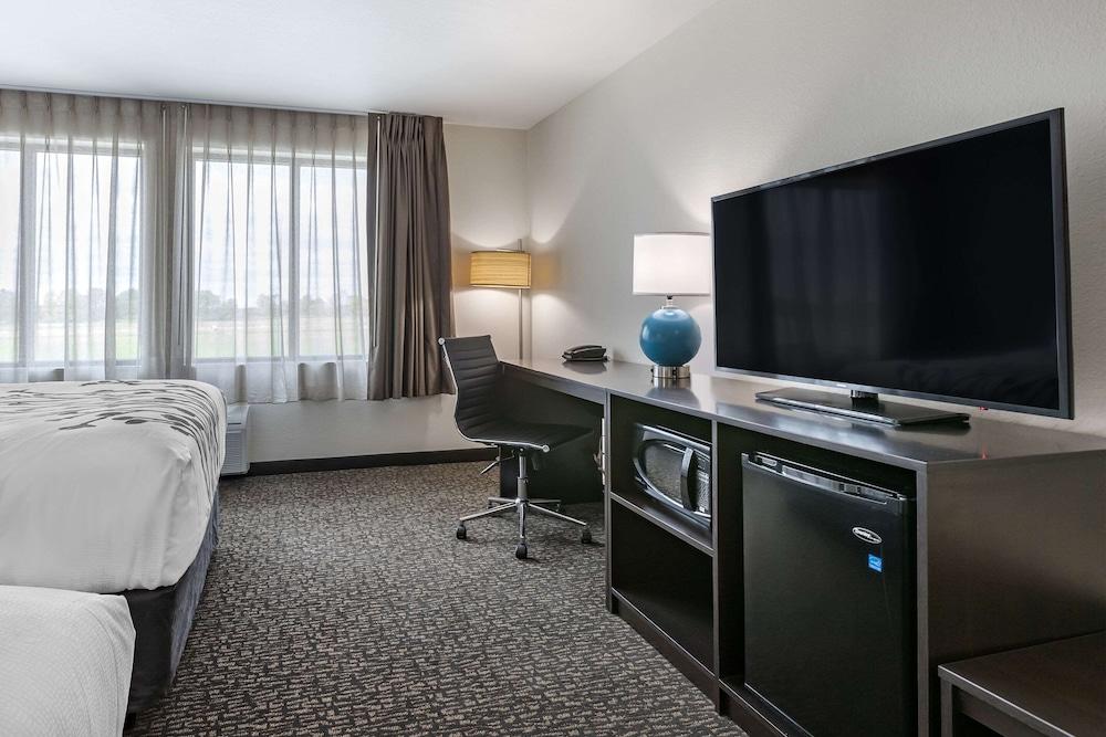Sleep Inn & Suites Milwaukee/Franklin photo 6