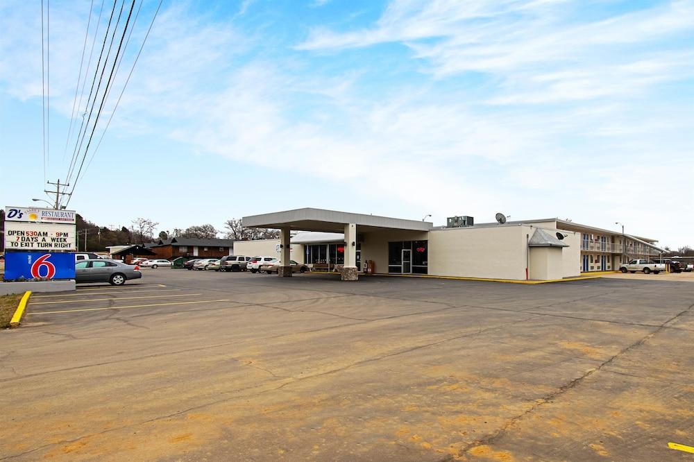 Motel 6 Alma, AR photo 1