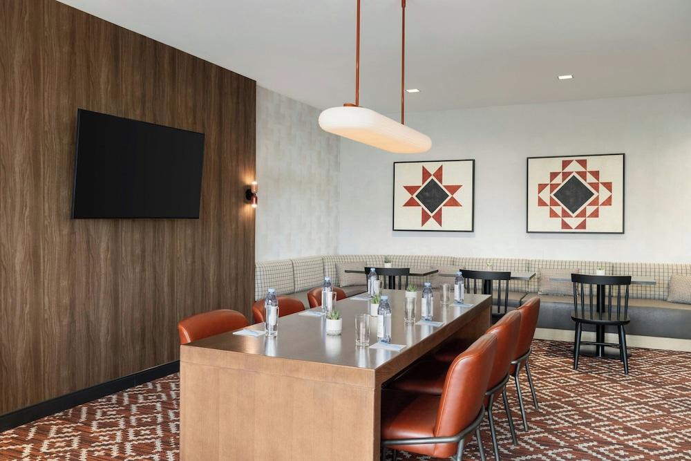 Towneplace Suites By Marriott Lancaster, PA photo 25