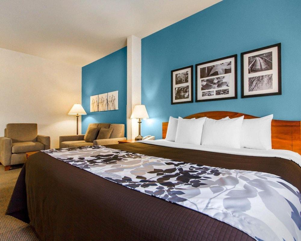 Sleep Inn & Suites Evansville - Casper photo 14