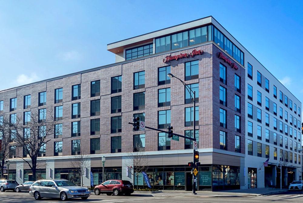 Hampton Inn Chicago North-Loyola Station photo 52
