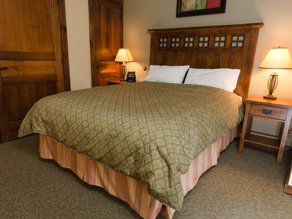 Soaring Eagle Lodge photo 28