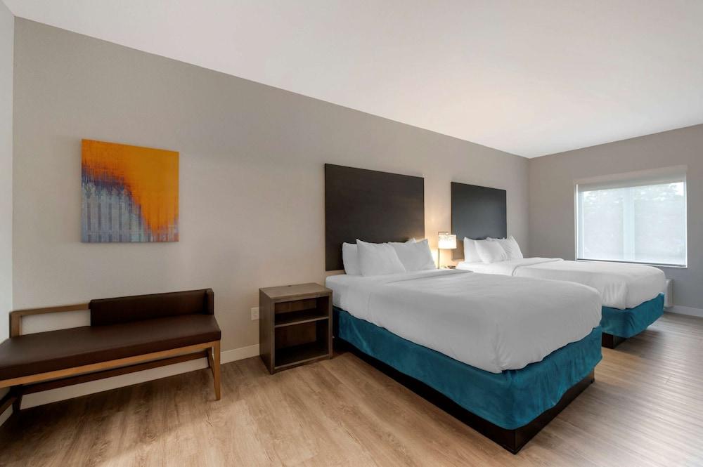 MainStay Suites Cincinnati University - Uptown photo 14