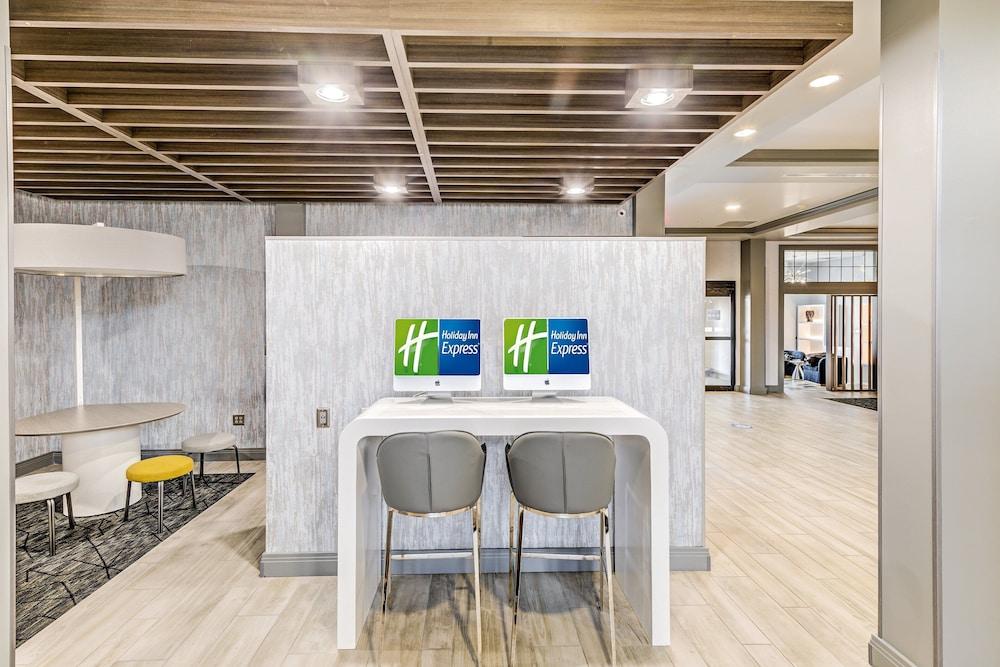 Holiday Inn Express Hotel & Suites Columbus Univ Area - Osu by IHG photo 34