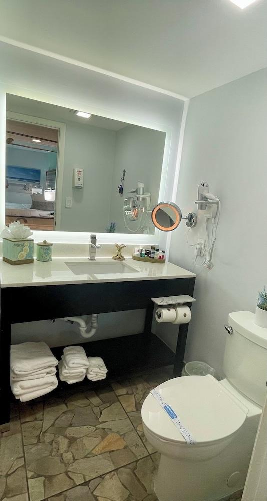 Ocean Sands Beach Boutique Inn - 1 Acre Private Beach photo 49