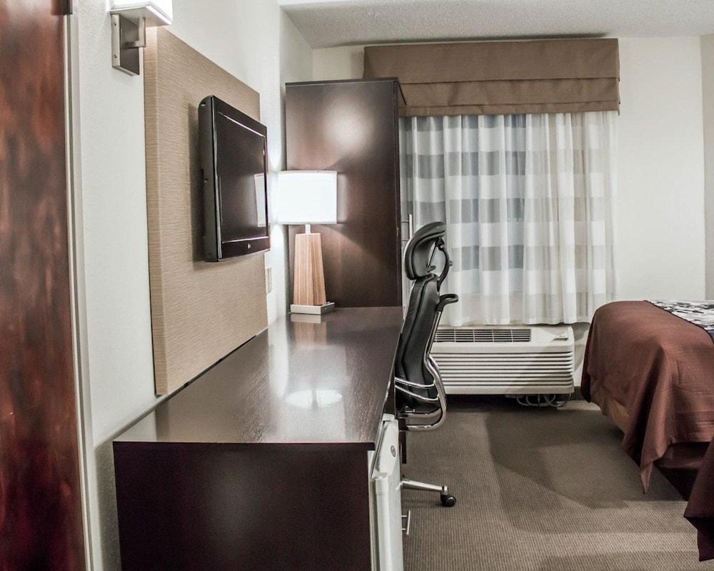 Sleep Inn Summersville - New River Gorge Area photo 15