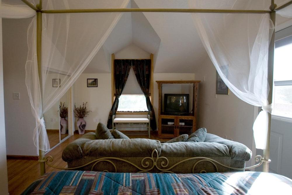 Abbey Archway Inn photo 15