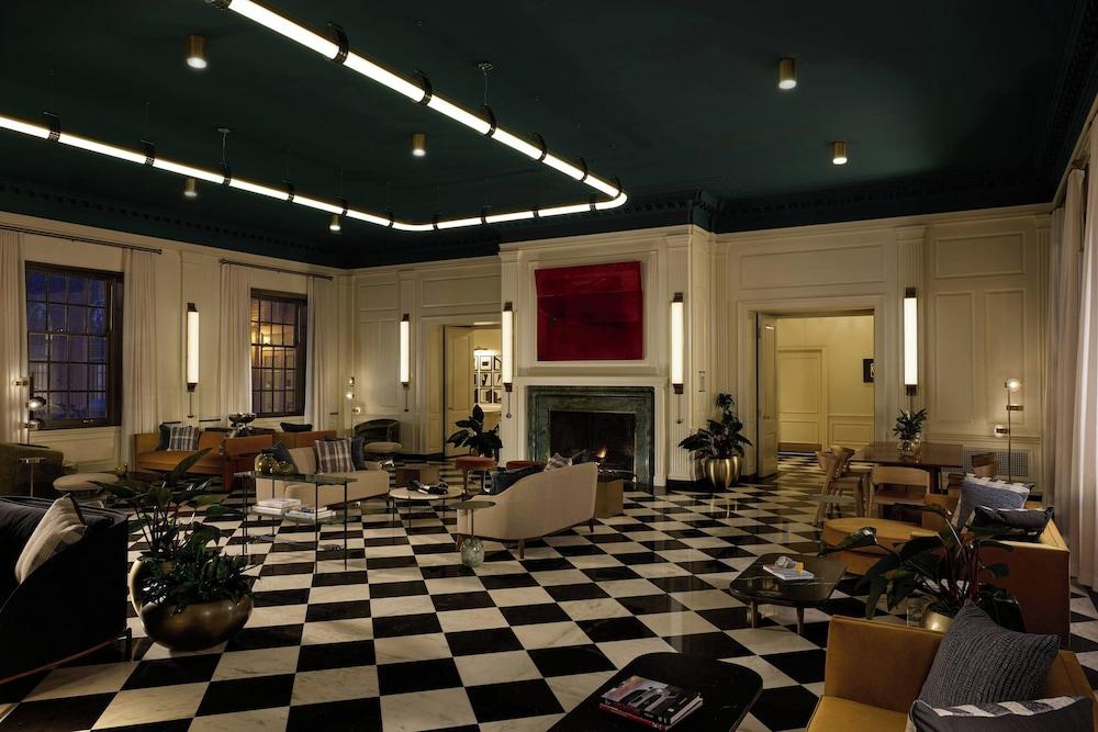 Dearborn Inn, Autograph Collection photo 4