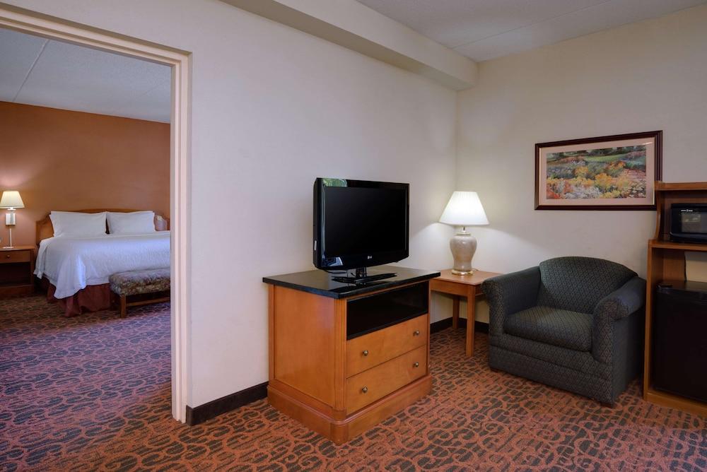 Comfort Inn & Suites Mt. Holly - Westampton photo 48
