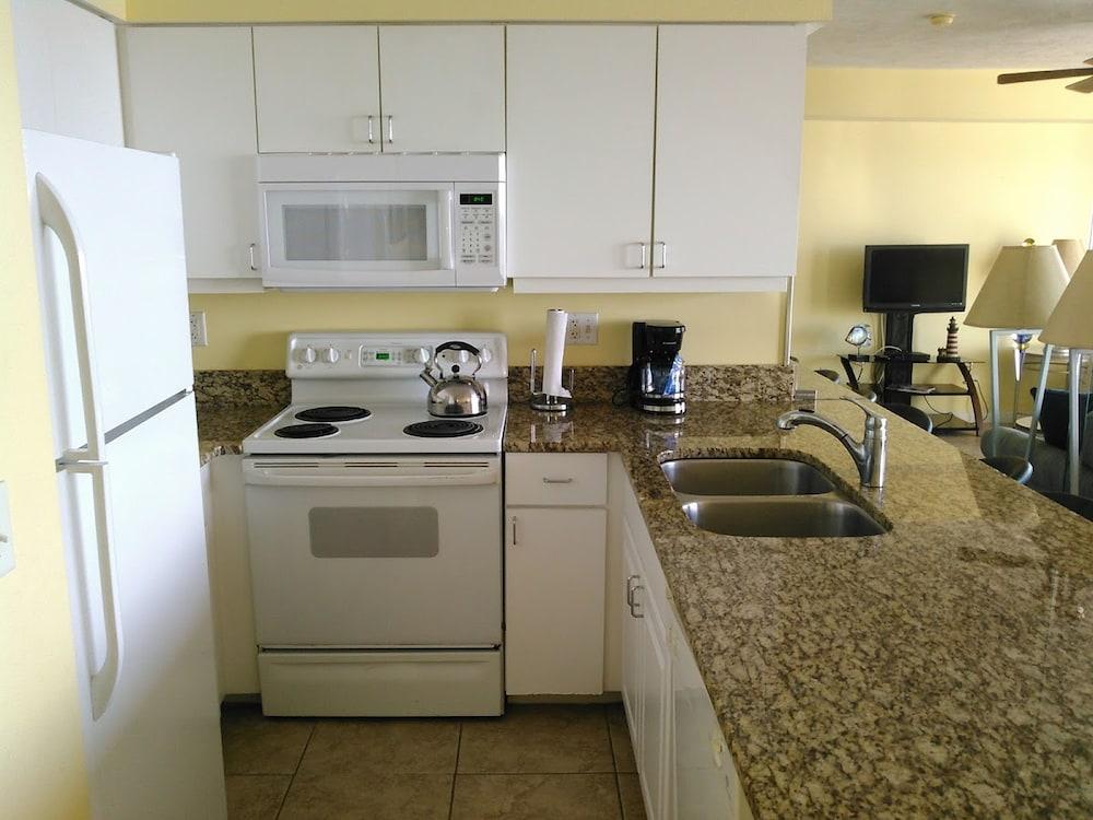 Ocean Walk Resort photo 72
