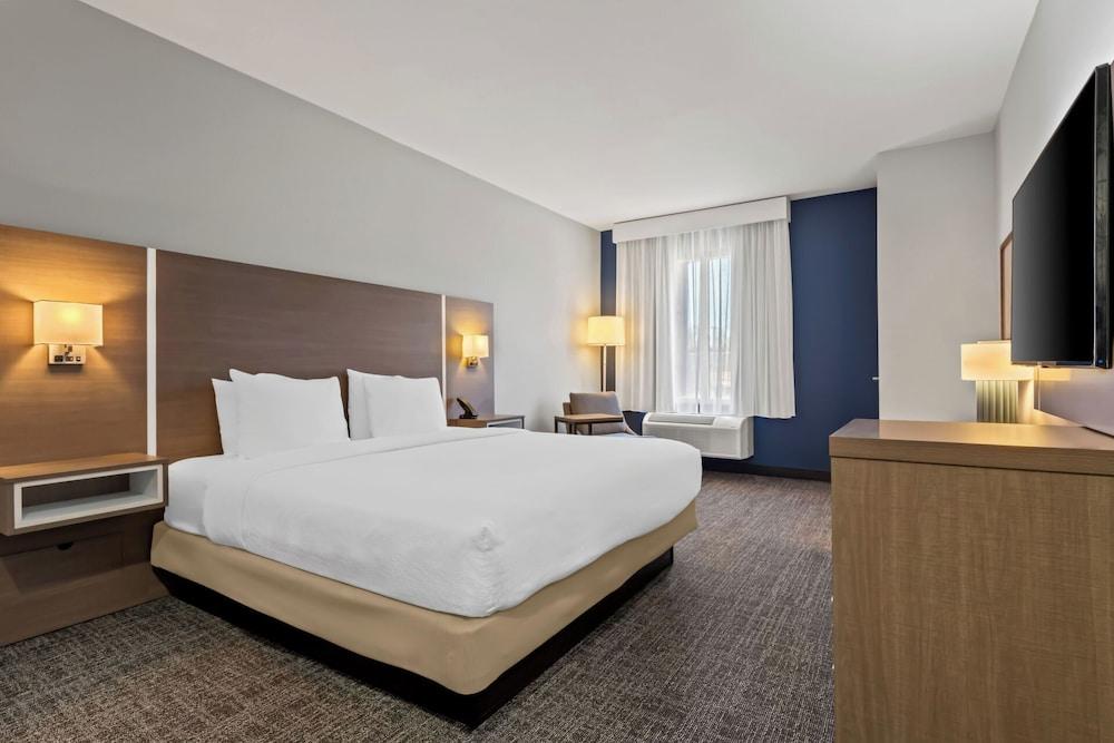 Spark by Hilton Catoosa photo 17