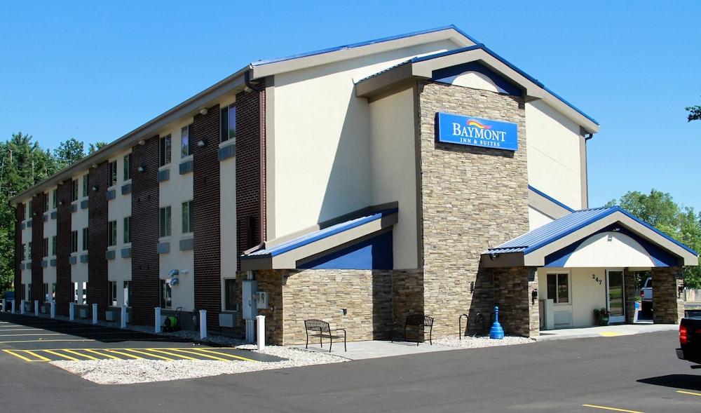 Baymont by Wyndham Stevens Point photo 61