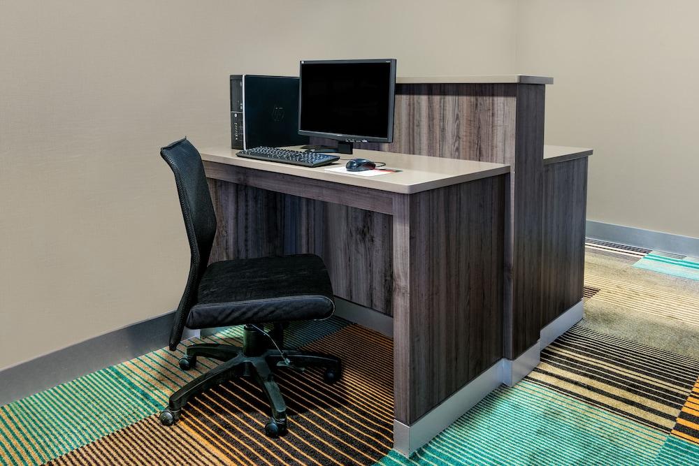 Holiday Inn Express Hotel & Suites Fort Worth Southwest I-20 by IHG photo 24