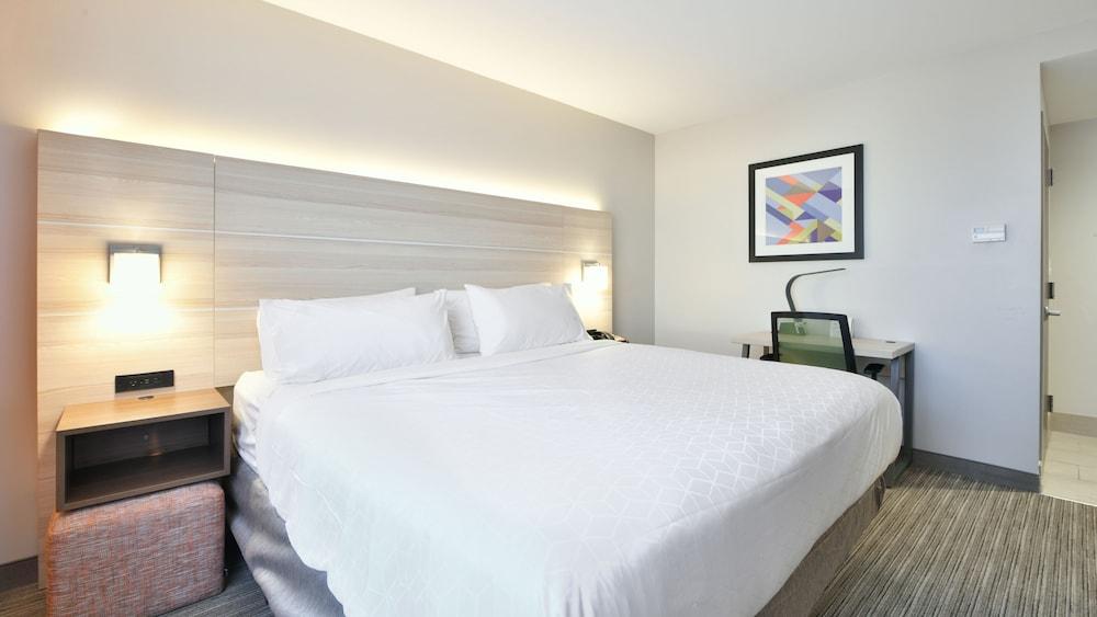 Country Inn & Suites by Radisson, Staten Island photo 18