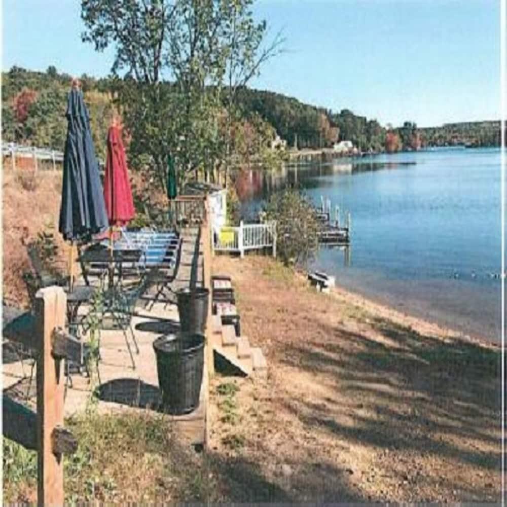 Winnisquam Lake Inn photo 28