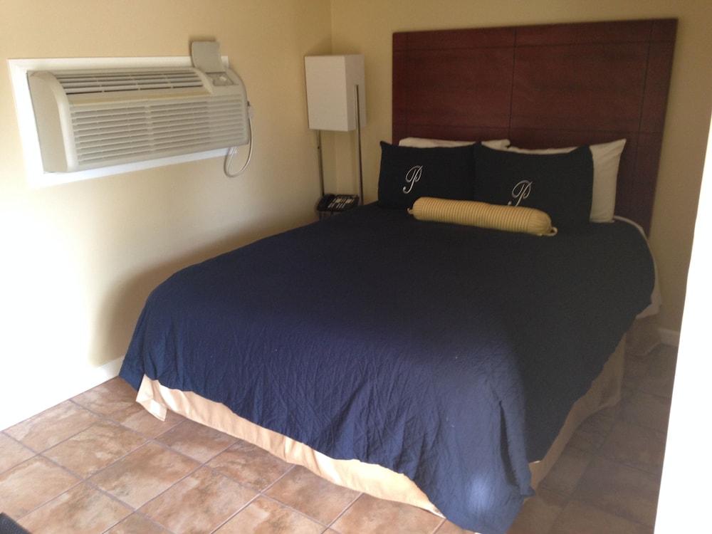 Pleasure Point Inn & Suites photo 5
