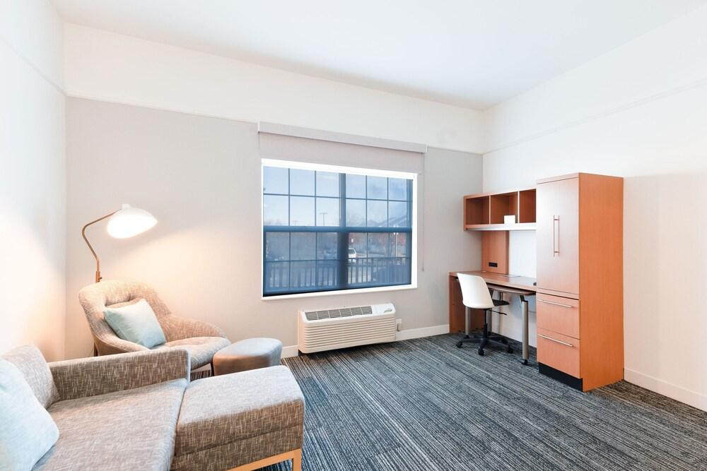 TownePlace Suites by Marriott Quantico Stafford photo 23