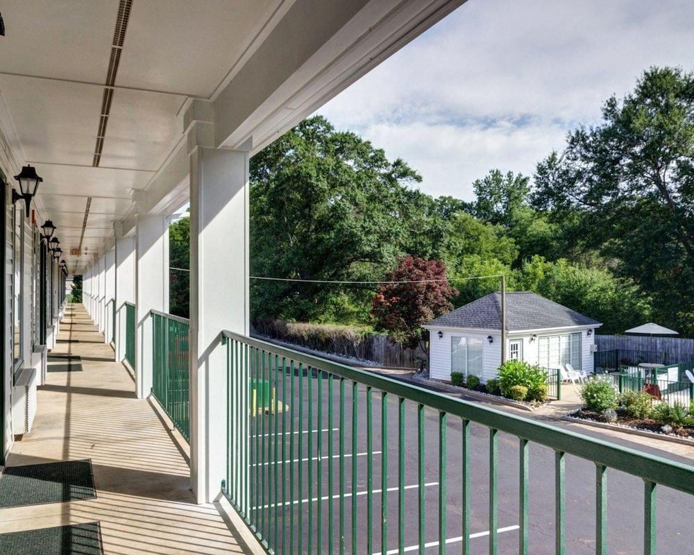 Quality Inn Hartwell photo 22